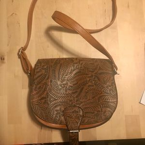 Brown leather crossbody bag